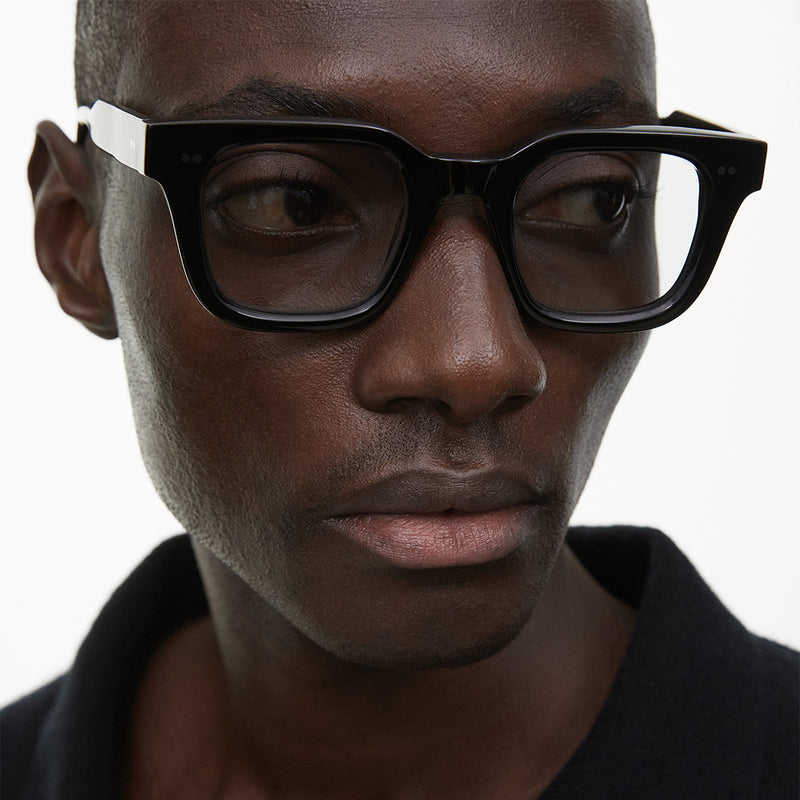 04 Photochromic Black