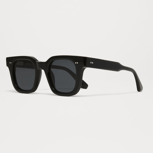04 Black