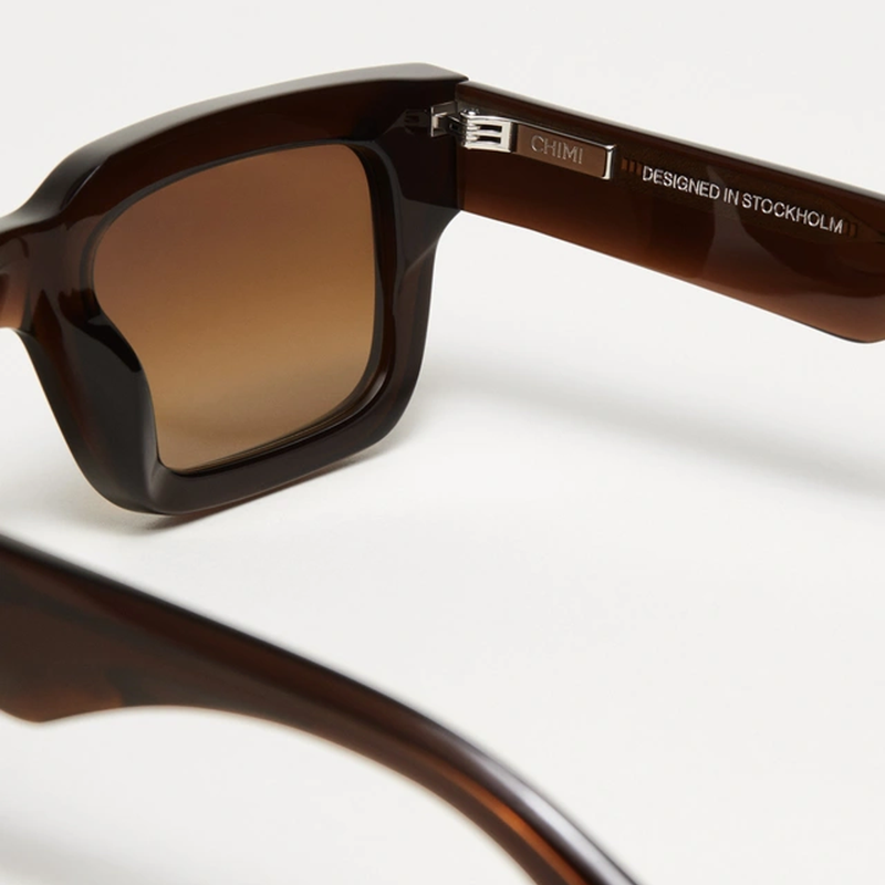 05 Brown