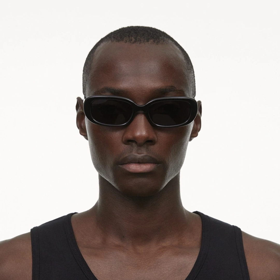 12 Black