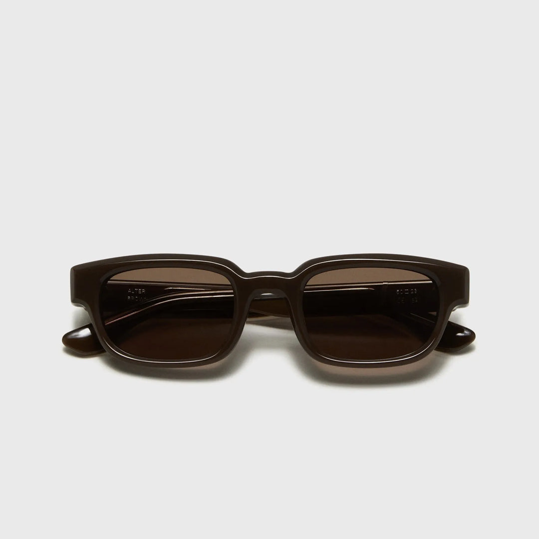 Alter Brown