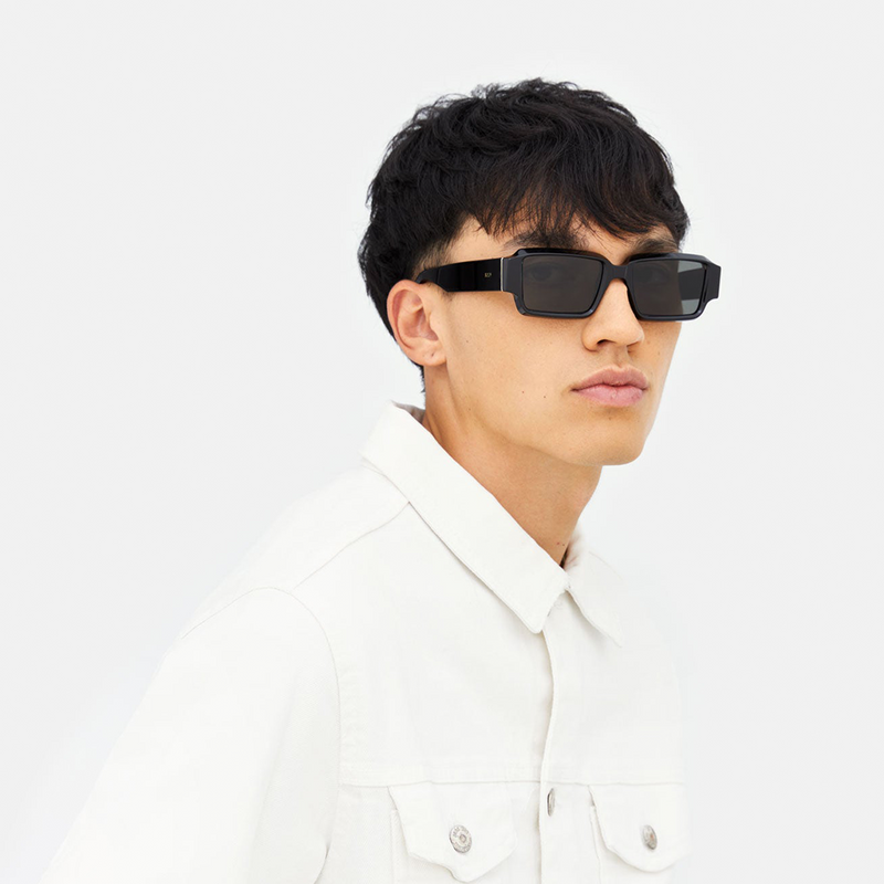 Astro Black