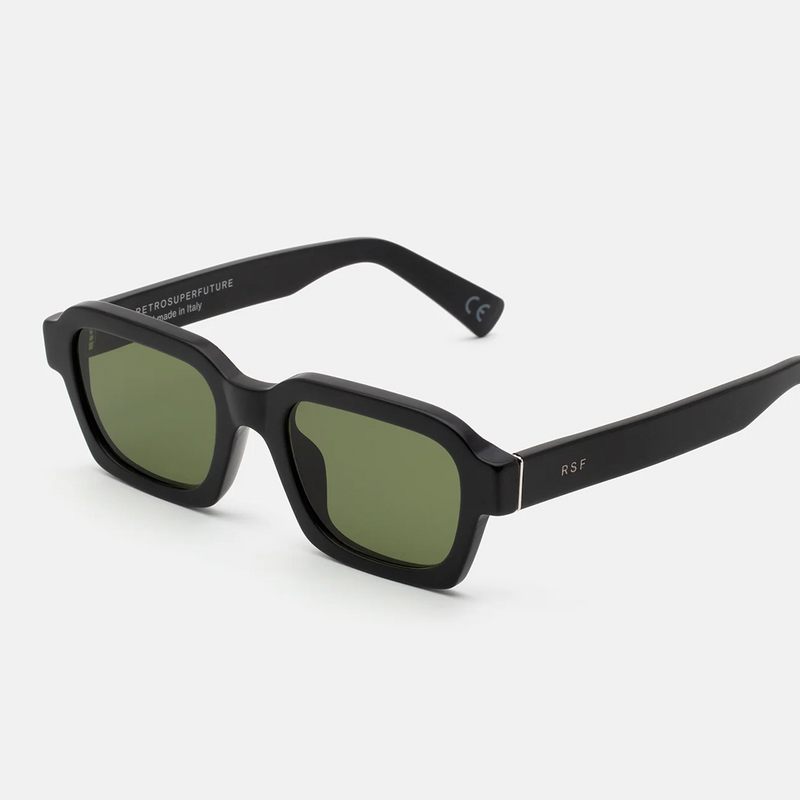 Caro Black Matte